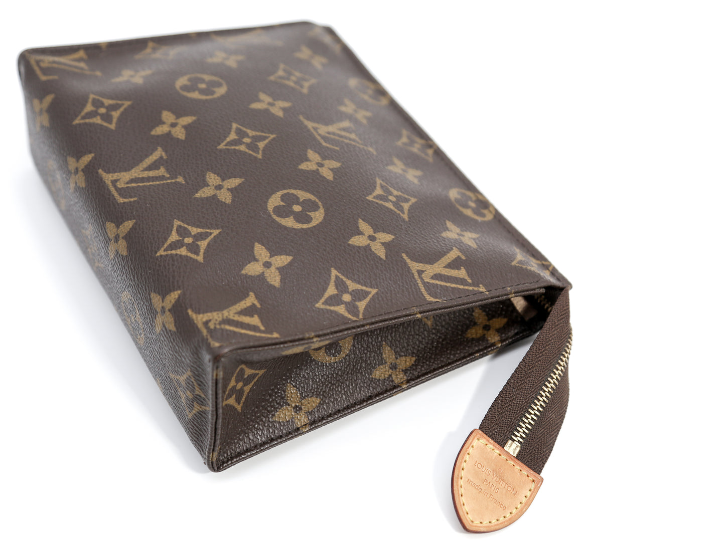 LOUIS VUITTON Monogram Toiletry Pouch 19