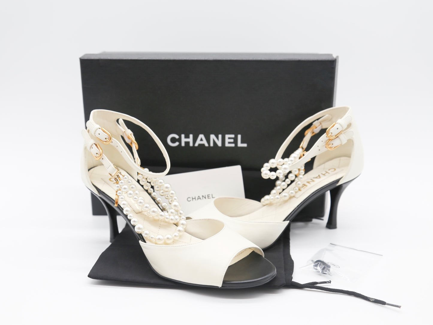 CHANEL Kitten Heel Chain Pearls With Interlocking CC Logo Peep-toe Pumps